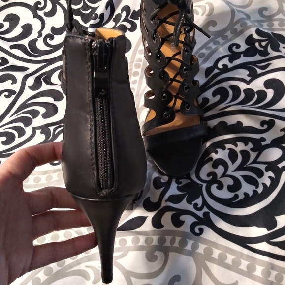 Black Lace Up Heels - Picture 6 of 8